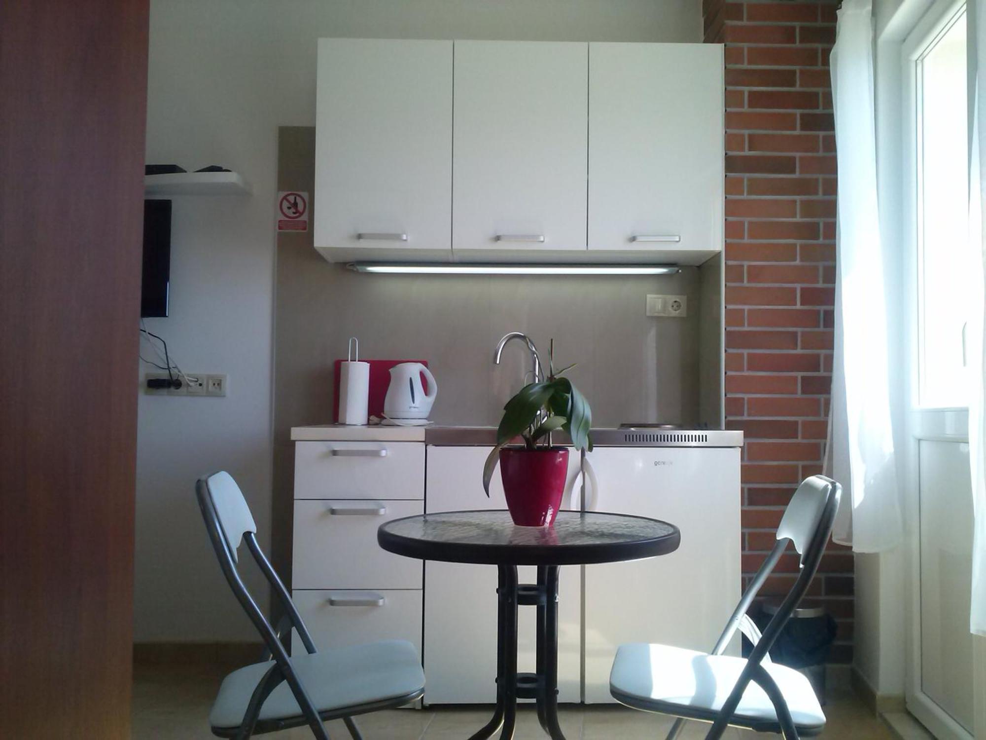 Studio Apartment Mala Plaza Kastela Exterior photo