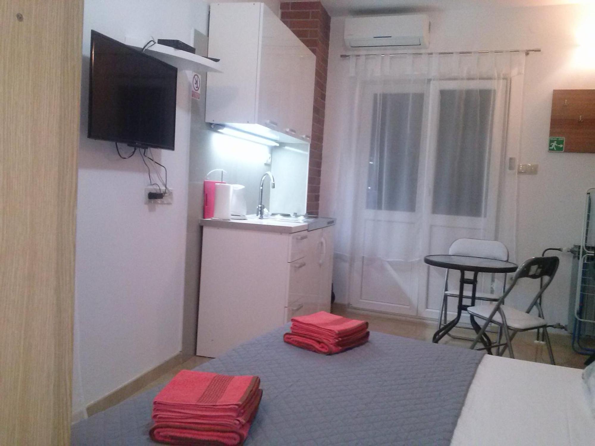 Studio Apartment Mala Plaza Kastela Exterior photo